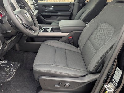 2025 RAM 1500 RAM 1500 BIG HORN CREW CAB 4X4 5'7' BOX