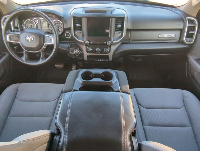 2020 RAM 1500 Big Horn Crew Cab 4x4 5'7' Box