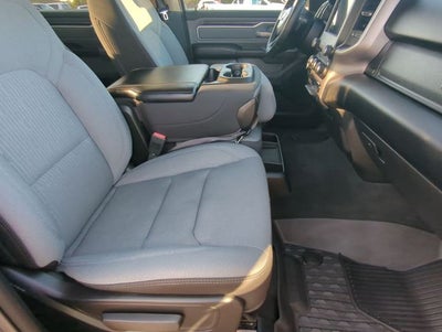 2020 RAM 1500 Big Horn Crew Cab 4x4 5'7' Box