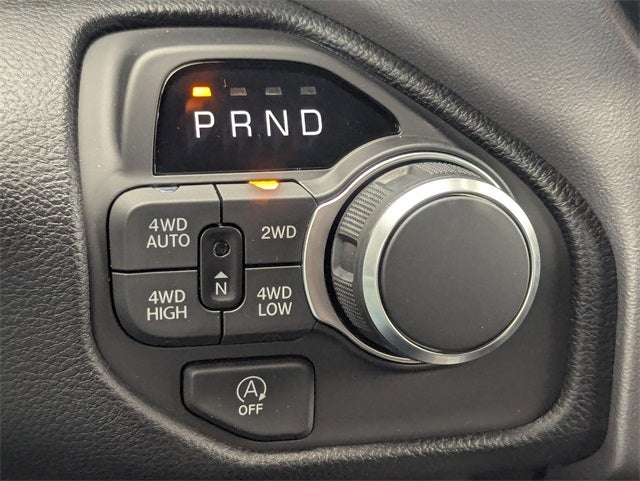 2025 RAM 1500 RAM 1500 BIG HORN CREW CAB 4X4 5'7' BOX