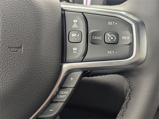 2025 RAM 1500 RAM 1500 BIG HORN CREW CAB 4X4 5'7' BOX