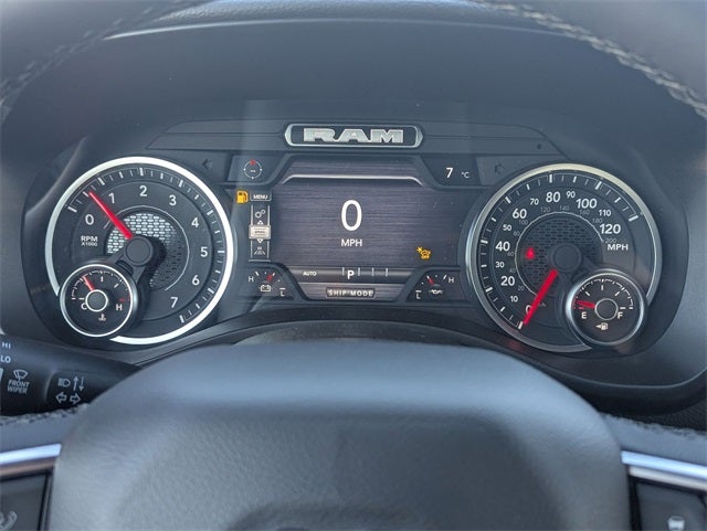 2025 RAM 1500 RAM 1500 BIG HORN CREW CAB 4X4 5'7' BOX