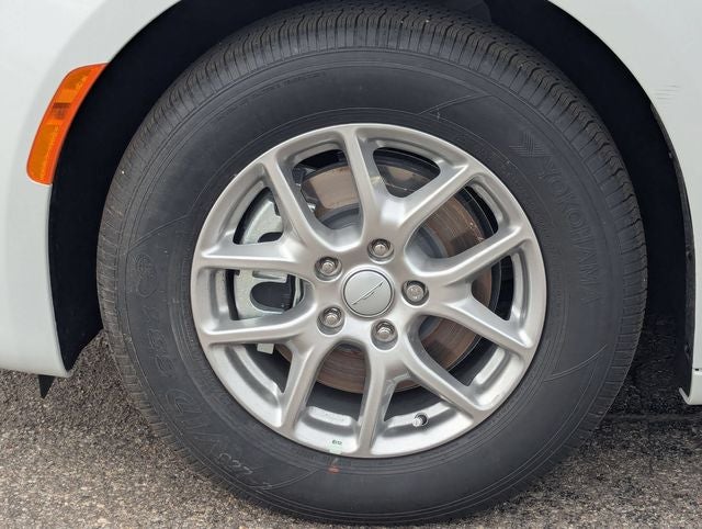 2027 Chrysler Pacifica PACIFICA SELECT