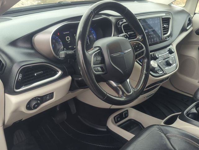 2020 Chrysler Pacifica Touring L Plus