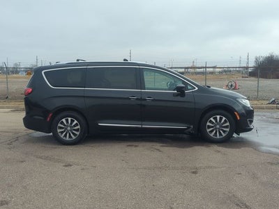 2020 Chrysler Pacifica Touring L Plus