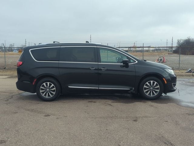 2020 Chrysler Pacifica Touring L Plus