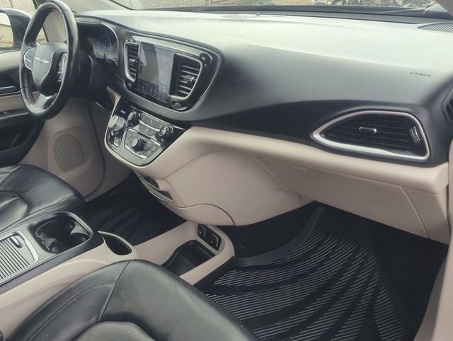 2020 Chrysler Pacifica Touring L Plus