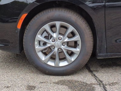 2026 Chrysler Pacifica PACIFICA SELECT AWD
