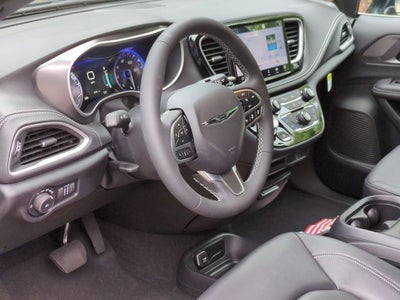2026 Chrysler Pacifica PACIFICA SELECT AWD