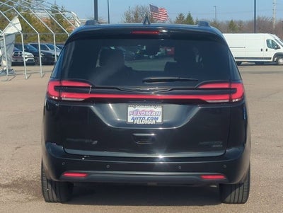 2021 Chrysler Pacifica Limited AWD