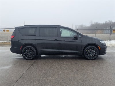 2026 Chrysler Pacifica PACIFICA LIMITED AWD