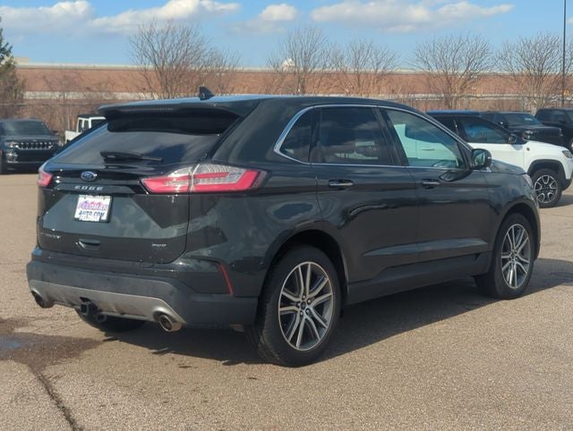 2022 Ford Edge Titanium