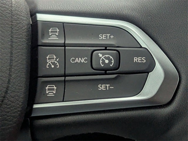 2025 Jeep Compass COMPASS LIMITED 4X4