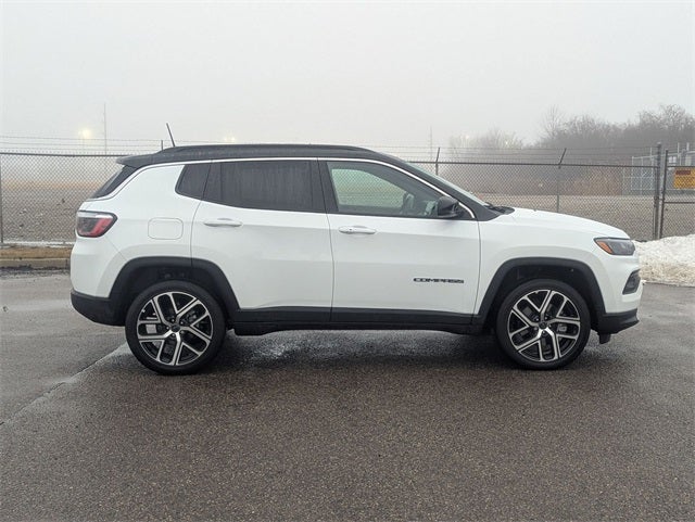 2025 Jeep Compass COMPASS LIMITED 4X4