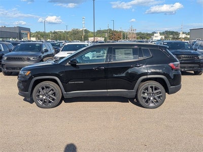 2025 Jeep Compass COMPASS LIMITED 4X4