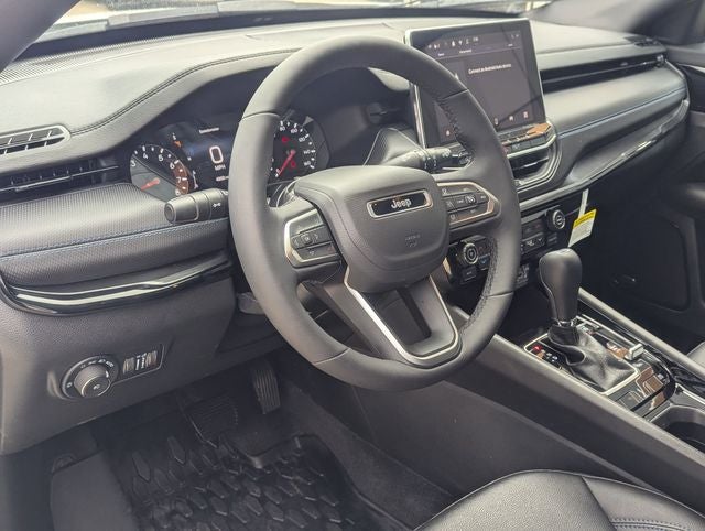 2025 Jeep Compass COMPASS LIMITED 4X4