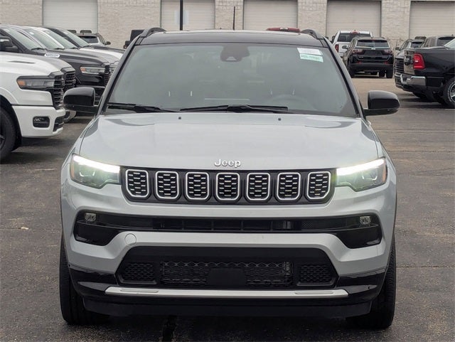 2024 Jeep Compass COMPASS LIMITED 4X4