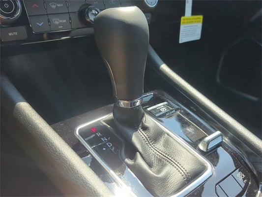 2024 Jeep Compass COMPASS LATITUDE LUX 4X4 in Woodhaven, MI - Feldman Chrysler Dodge Jeep Ram Auto Group