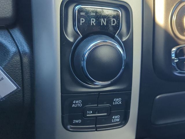 2018 RAM 1500 Big Horn Crew Cab 4x4 5'7' Box