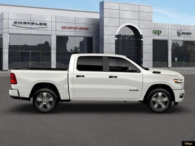 2026 RAM 1500 RAM 1500 EXPRESS CREW CAB 4X4 5'7' BOX