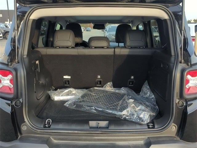 2023 Jeep Renegade Trailhawk 4x4