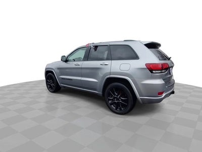 2020 Jeep Grand Cherokee Laredo