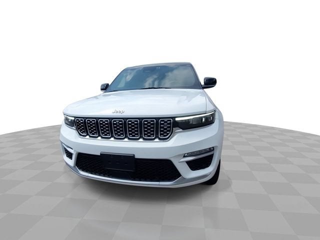 2022 Jeep Grand Cherokee Summit