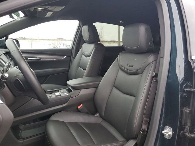 2024 Cadillac XT5 Luxury