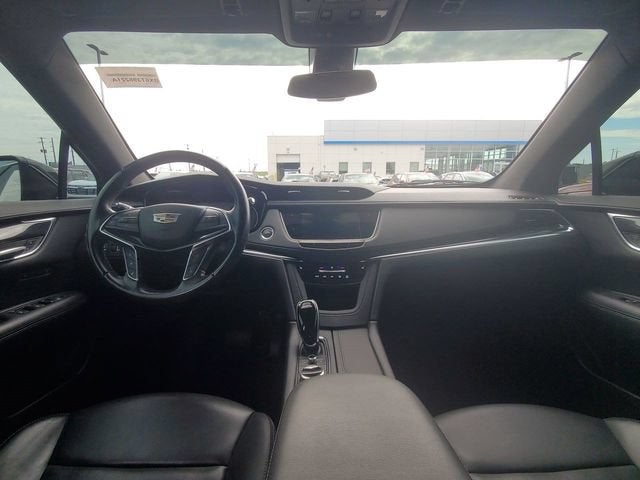 2022 Cadillac XT5 Premium Luxury