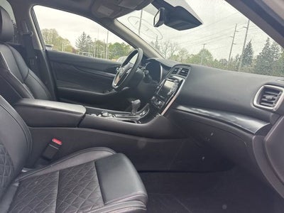 2023 Nissan Maxima Platinum