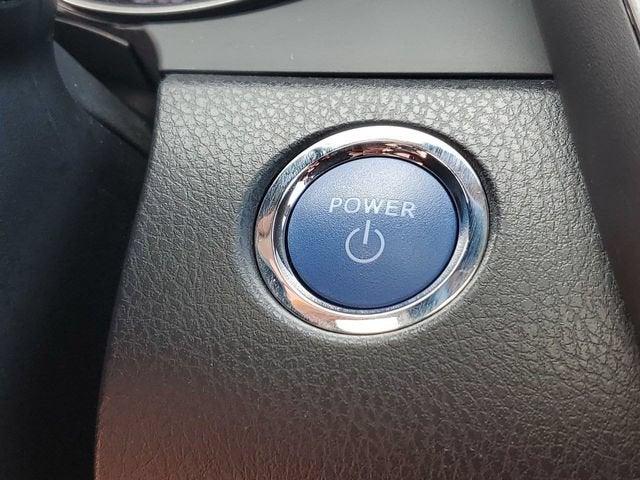 2022 Toyota Camry Hybrid XSE
