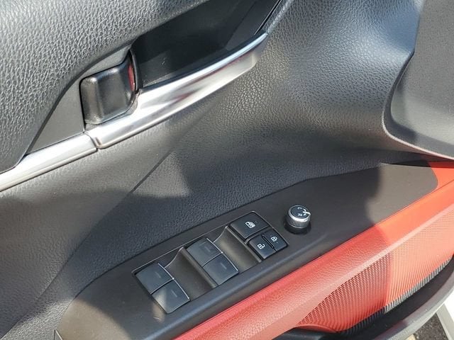 2022 Toyota Camry Hybrid XSE