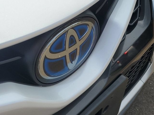 2022 Toyota Camry Hybrid XSE