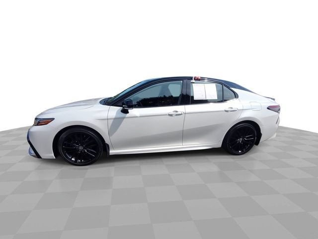 2022 Toyota Camry Hybrid XSE