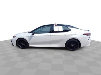 2022 Toyota Camry Hybrid XSE