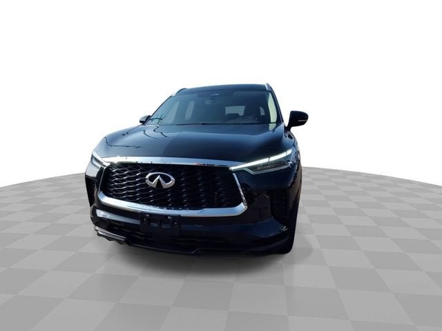 2024 INFINITI QX60 LUXE