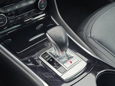 2017 INFINITI QX30 Premium