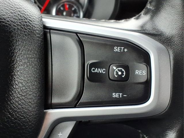 2021 RAM 1500 Big Horn Crew Cab 4x4 5'7" Box