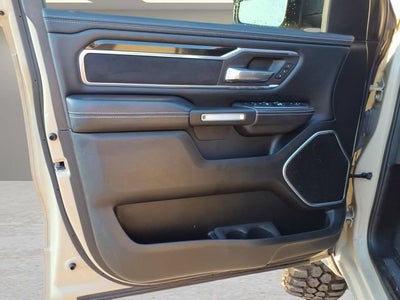 2022 RAM 1500 Laramie Crew Cab 4x4 5'7" Box