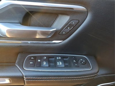 2022 RAM 1500 Laramie Crew Cab 4x4 5'7" Box