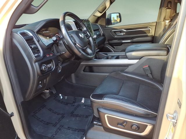 2022 RAM 1500 Laramie Crew Cab 4x4 5'7" Box