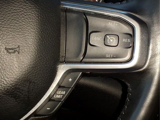 2022 RAM 1500 Laramie Crew Cab 4x4 5'7" Box