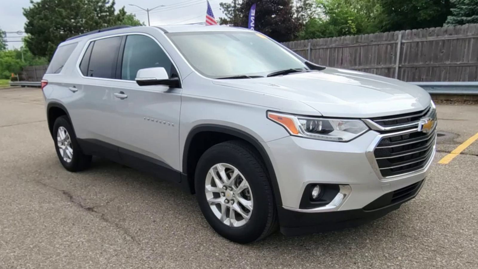2020 Chevrolet Traverse LT Cloth