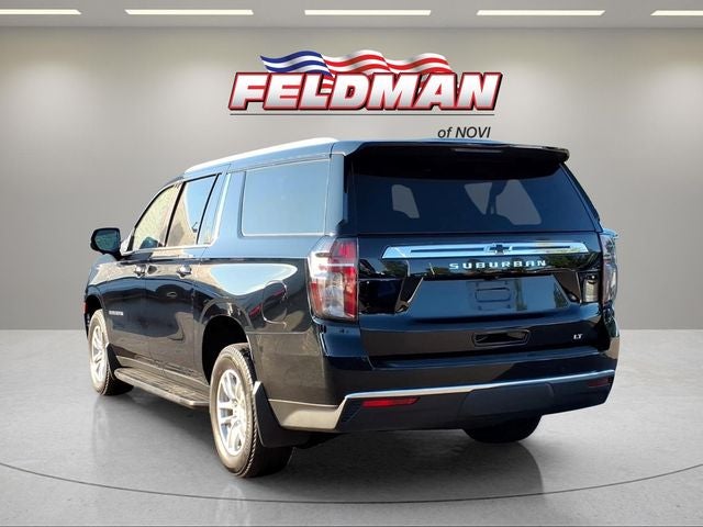 2023 Chevrolet Suburban LT