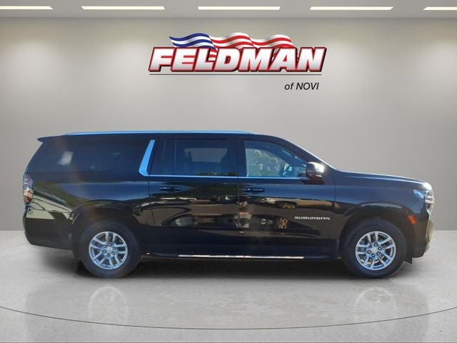 2023 Chevrolet Suburban LT