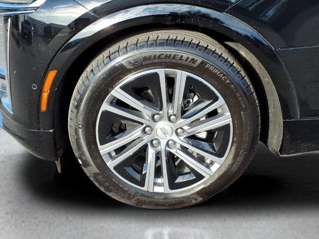 2024 Cadillac LYRIQ Luxury 2