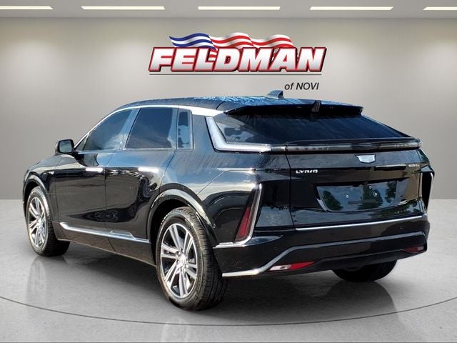 2024 Cadillac LYRIQ Luxury 2