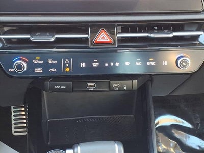 2024 Kia Niro EX Touring