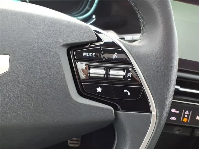 2024 Kia Niro EX Touring