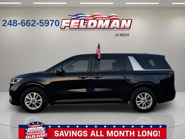 2023 Kia Carnival LX